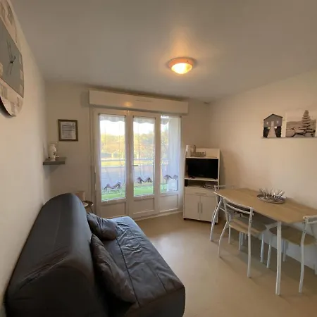 Apartament Rdc Avec Terrasse, Proche Thermes Du Connetable, Wifi, Animaux Acceptes - Fr-1-541-29